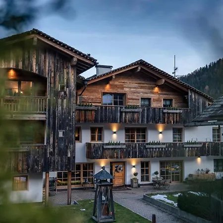 Sportony Mountain Apartmanhotel La Villa